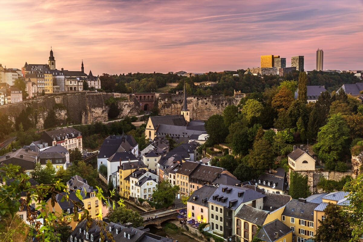 المبادئ الأساسية لشركة SOPARFI Luxembourg Holding and Finance