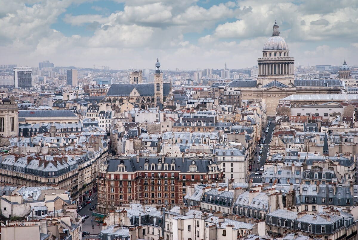 Choose among the different business entities in France