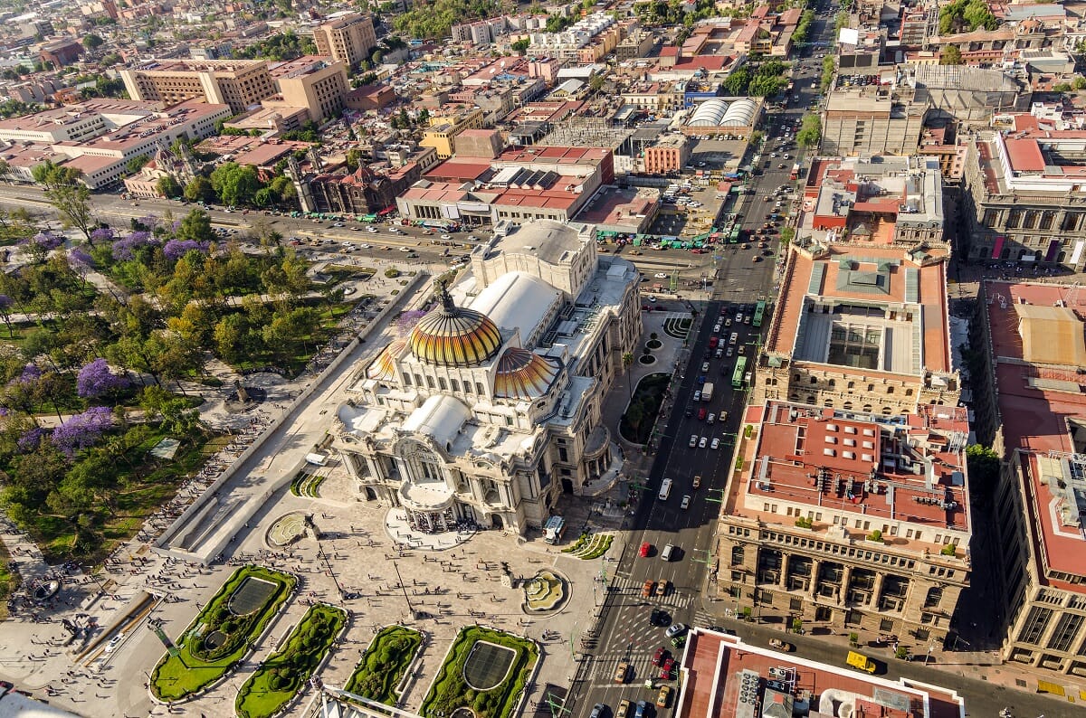 Purchase a ready-made company in Mexico to enter Latin America 