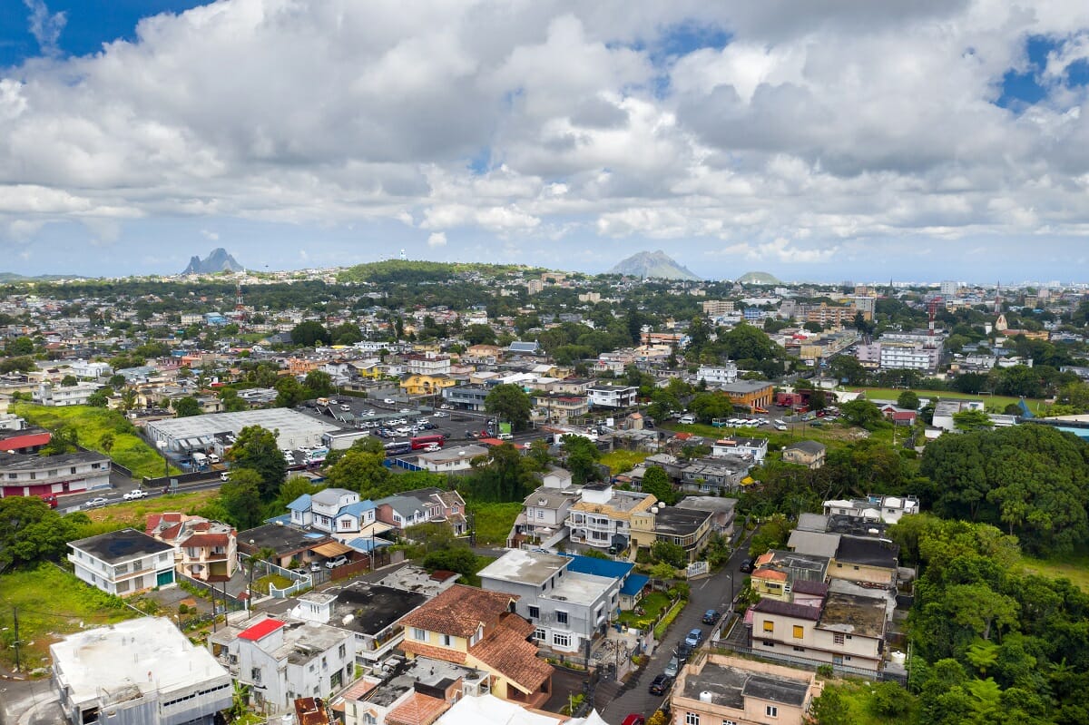 Setting up your investment dealer license in Mauritius 