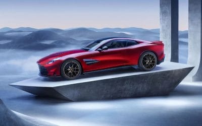 Aston Martin представляет 835-сильный Vanquish