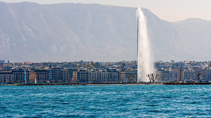 Switzerland: The Best for Online Trading, Holding Company Bank Accounts, and Global Investors